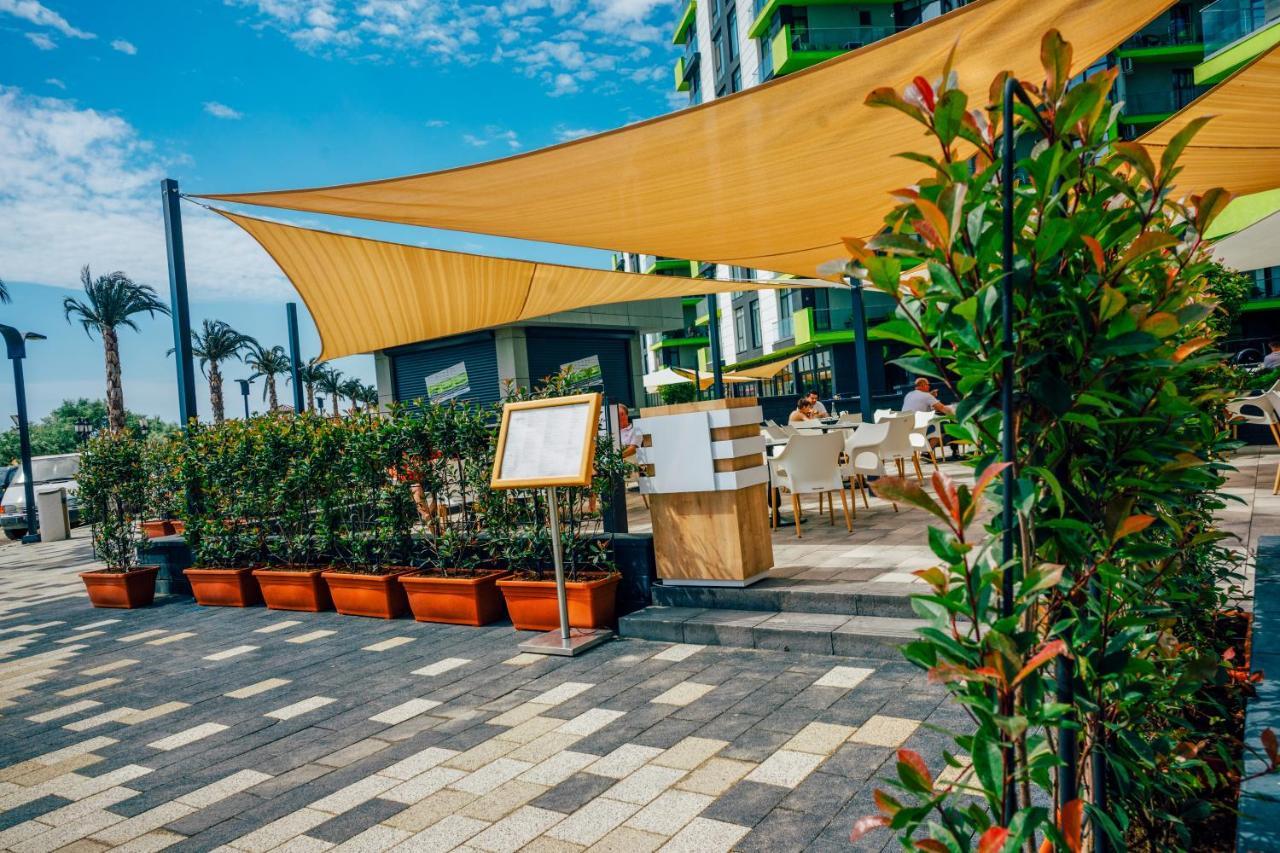 Nasty 24 Aparthotel Pool & Spa Mamaia Nord Нэводари Экстерьер фото